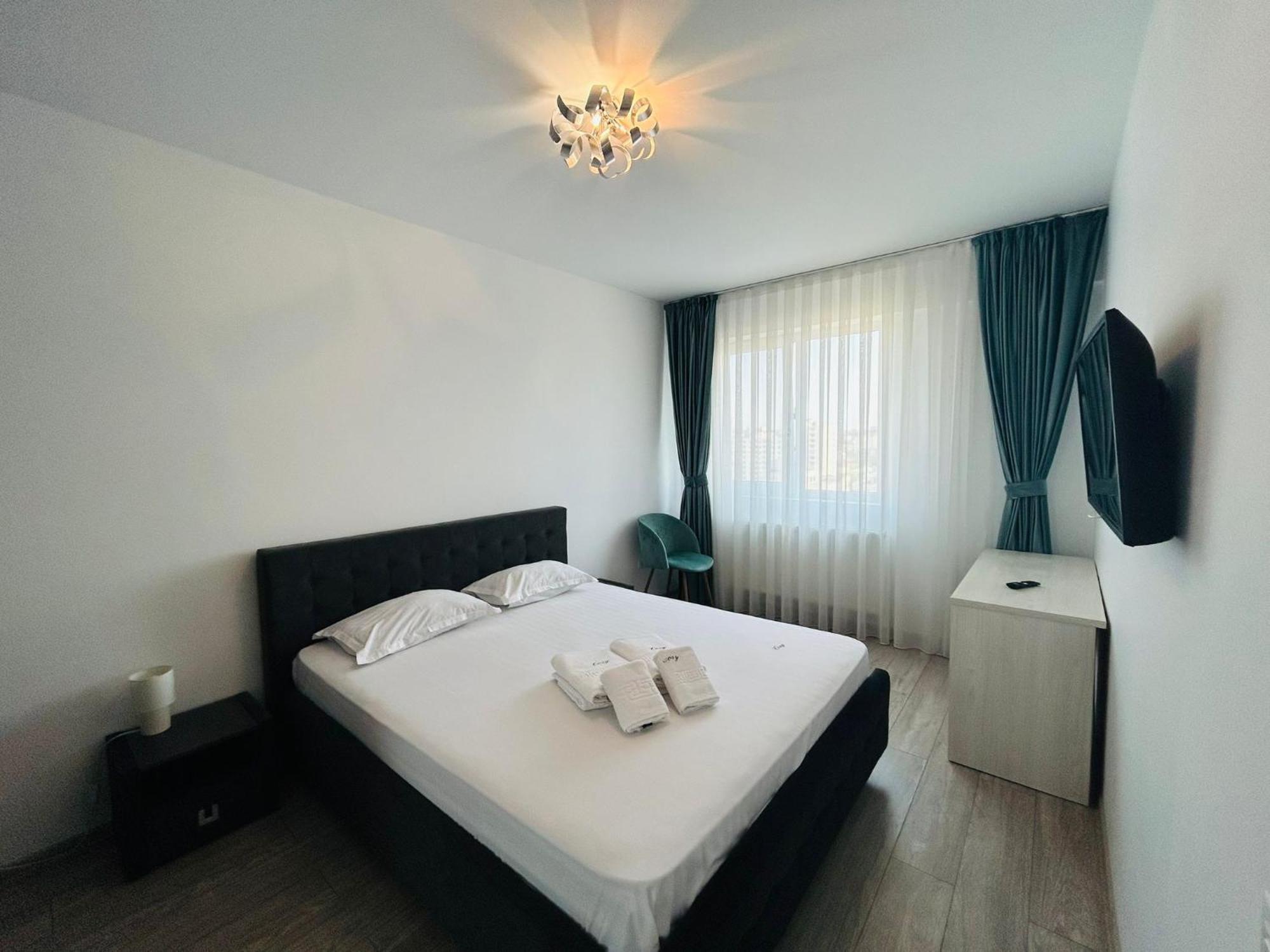 Cozy Collection Apartments At Palas Mall Iasi Exterior photo